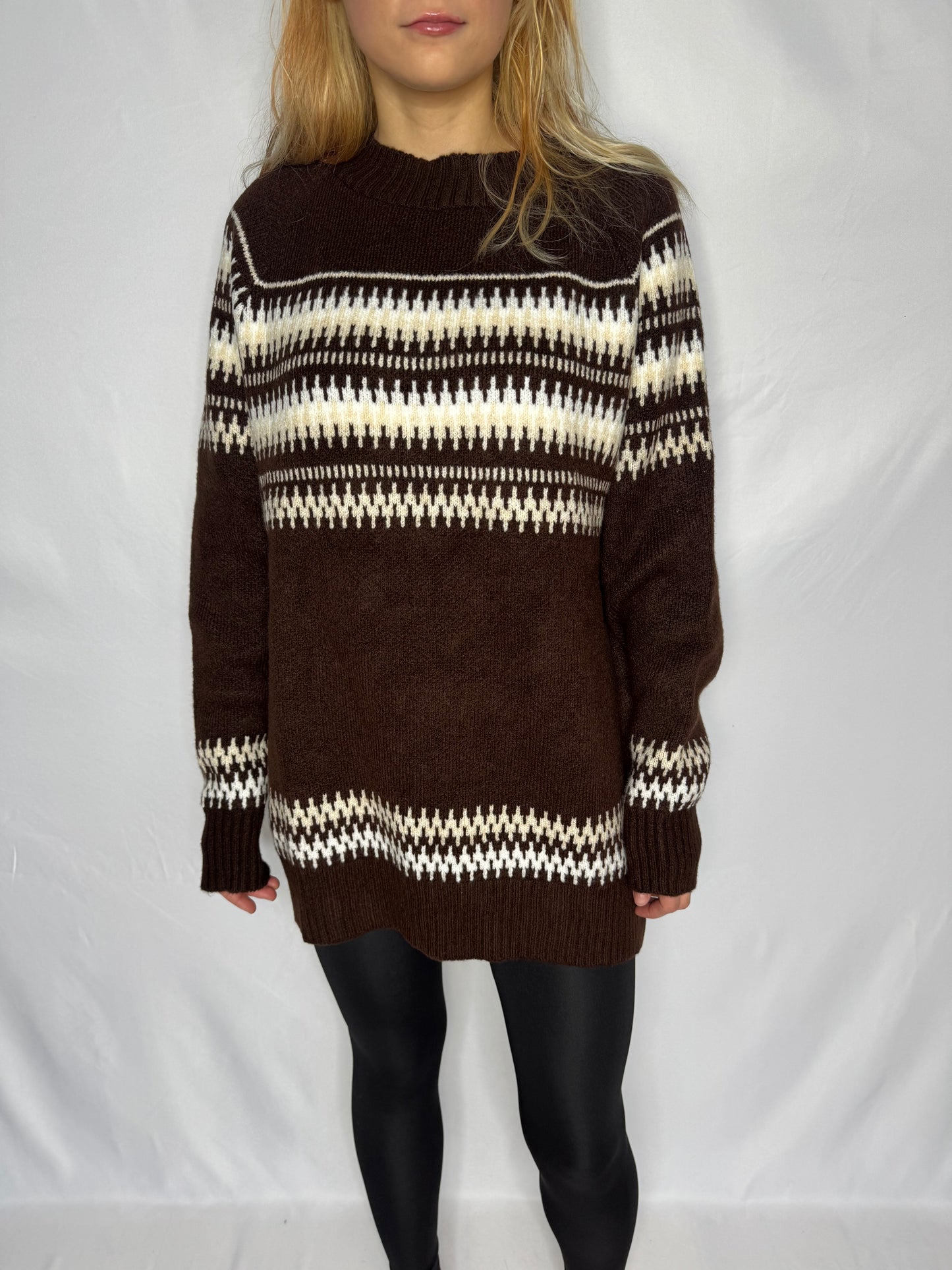 Izšūts Oversize džemperis