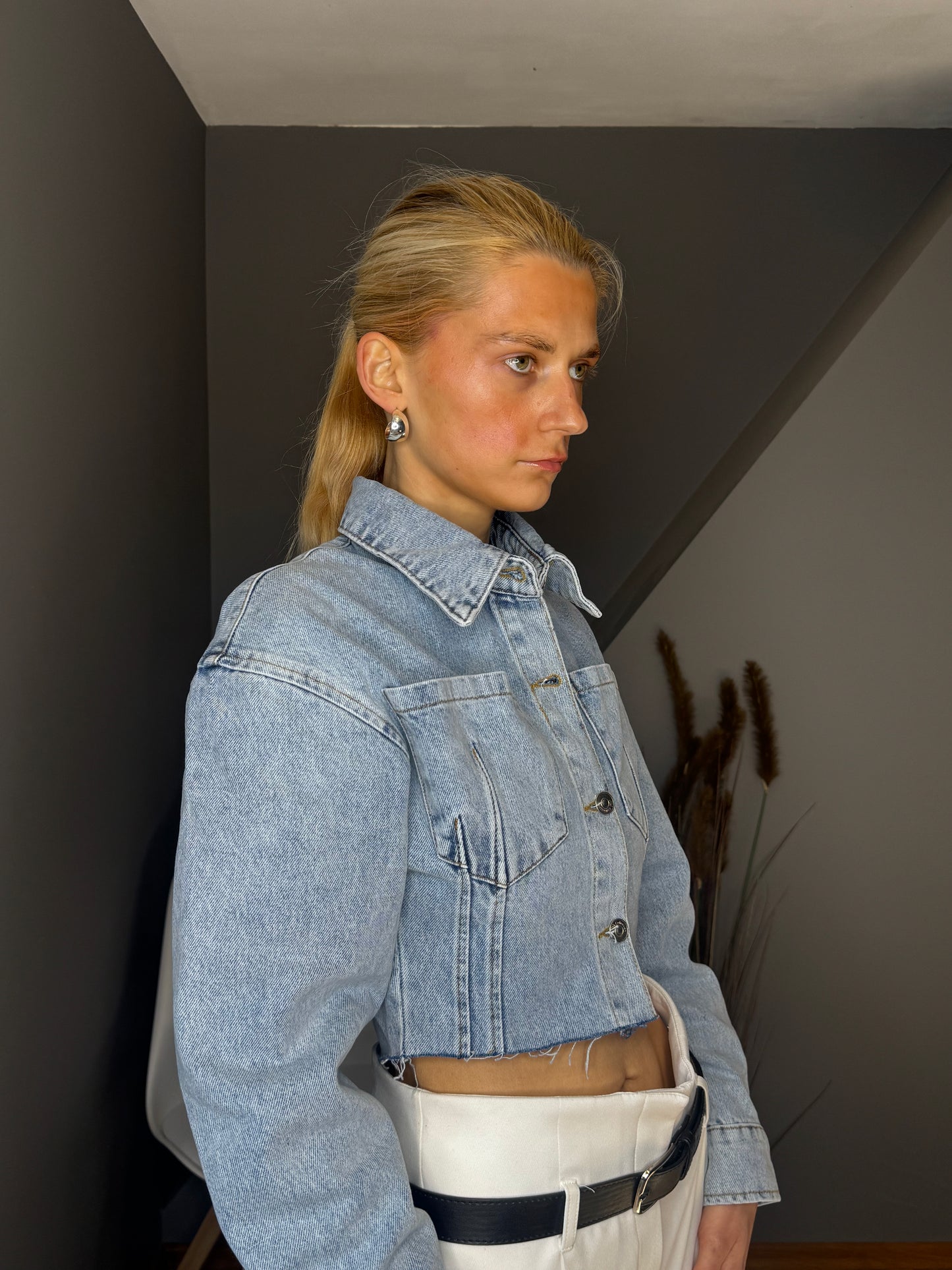 Darcey gaiši zila īsa džinsa jaka