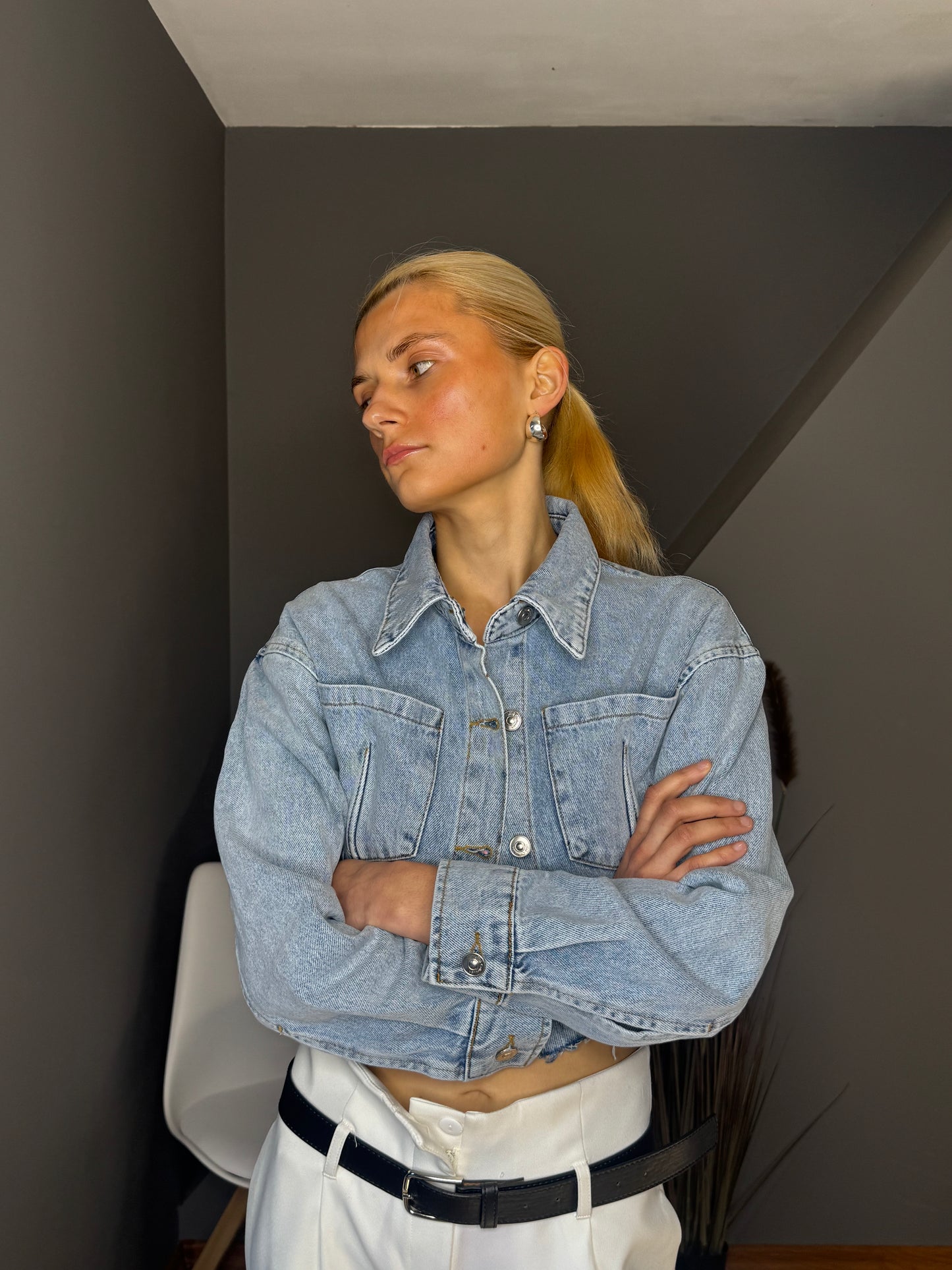 Darcey gaiši zila īsa džinsa jaka