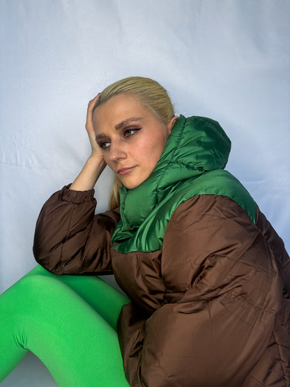 Divu toņu jaka ar kapuci - kafija - zaļa